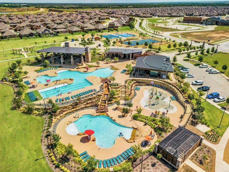 Community amenities in , Aubrey (Image 33).