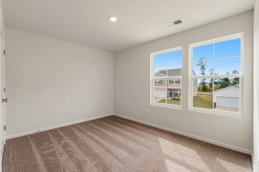 Spacious, unfurnished interior of a new home in Mayfair Village, Spartanburg (Image 26).
