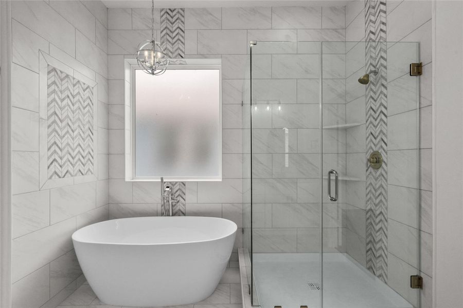 Furnished interior view inside a new home in , Texas City (Image 10).