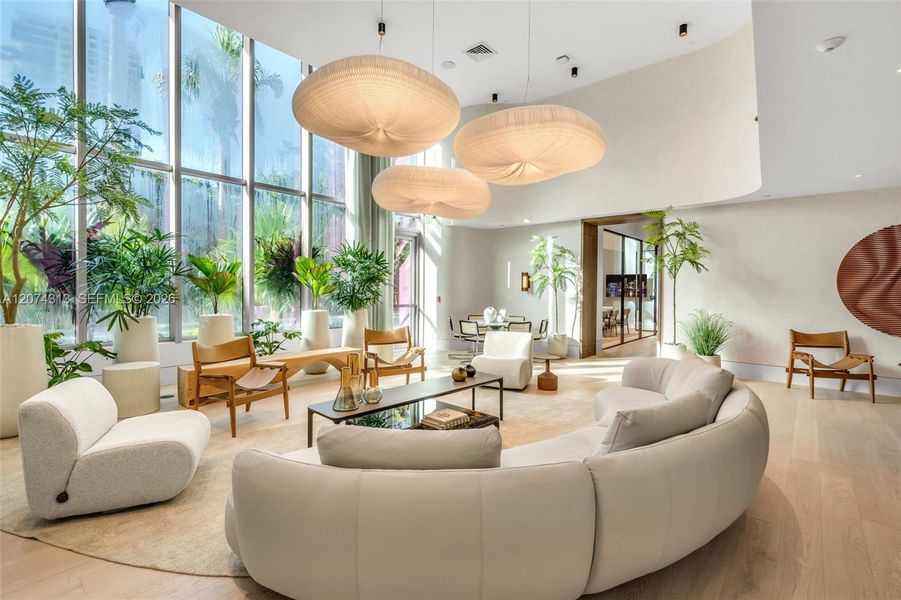 Community amenities in , Miami (Image 39).
