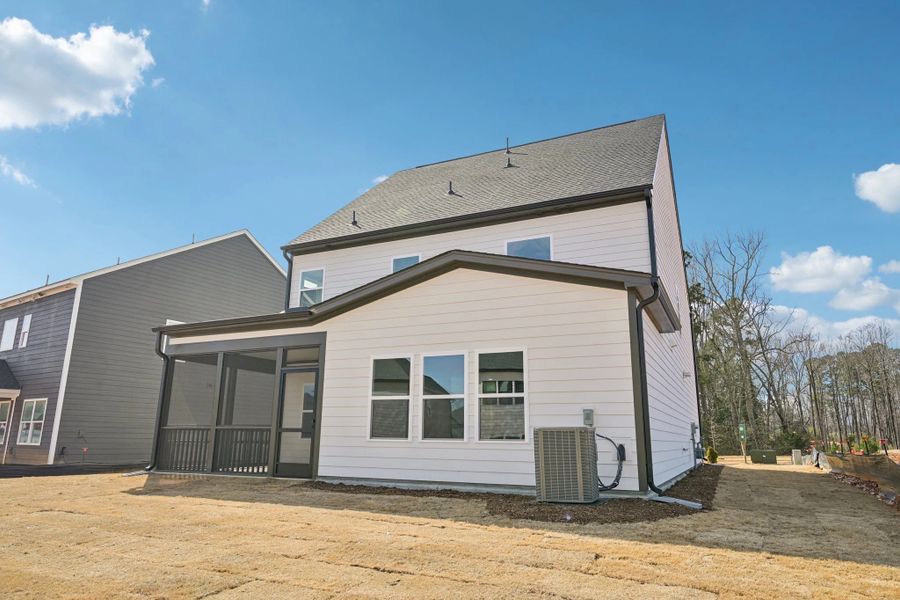 Exterior - Striking contrast and curb appeal with style.