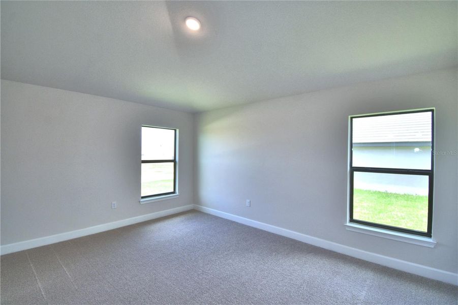 Spacious, unfurnished interior of a new home in Lake Juliana Estates, Auburndale (Image 19). Spacious, unfurnished interior of a new home in Lake Juliana Estates, Auburndale (Image 19).