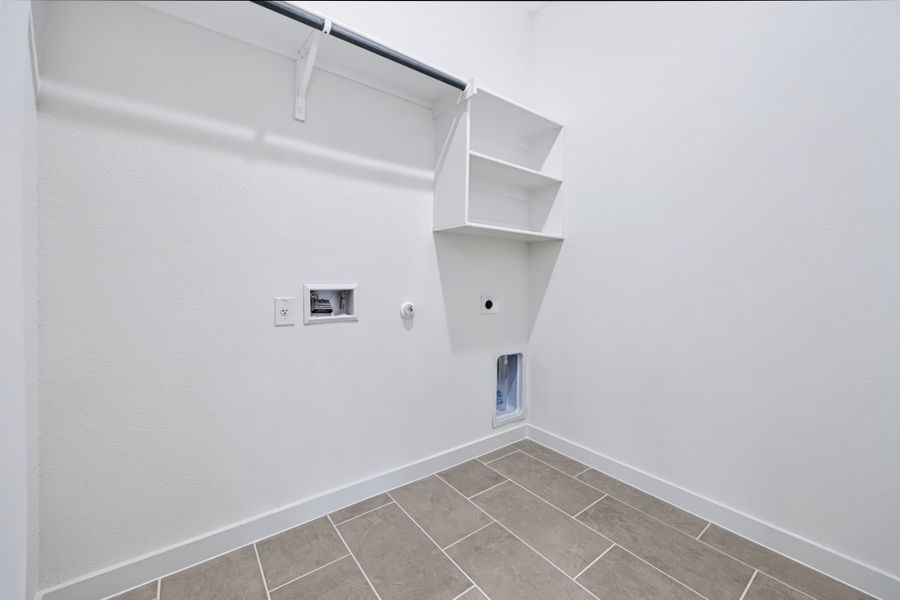 Spacious, unfurnished interior of a new home in Prairie Winds, Hutto (Image 31). Spacious, unfurnished interior of a new home in Prairie Winds, Hutto (Image 31).