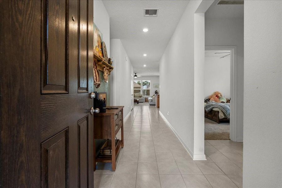 Furnished interior view inside a new home in , Alvin (Image 25).