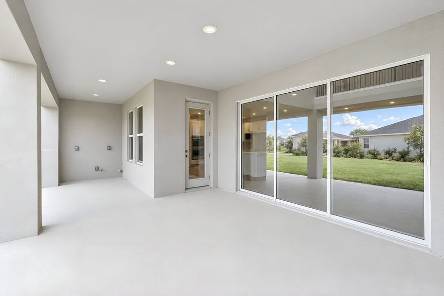 Spacious, unfurnished interior of a new home in Victoria Lakes, Odessa (Image 15).