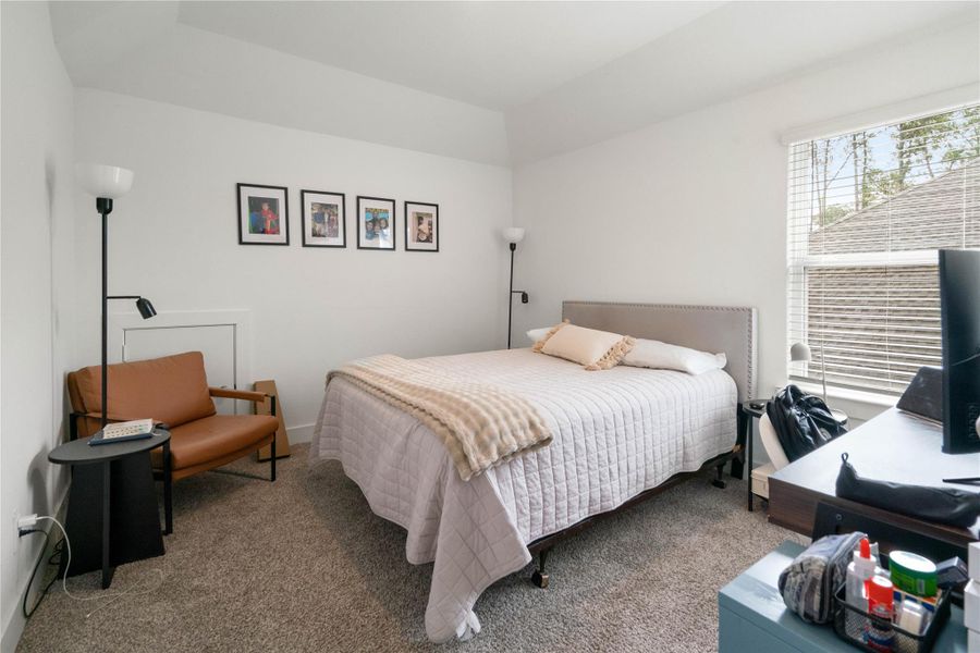 Furnished interior view inside a new home in Fosters Ridge 60's, Conroe (Image 37). Furnished interior view inside a new home in Fosters Ridge 60's, Conroe (Image 37).