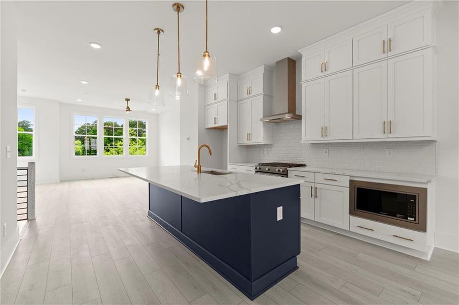 Furnished interior view inside a new home in , Alpharetta (Image 15).