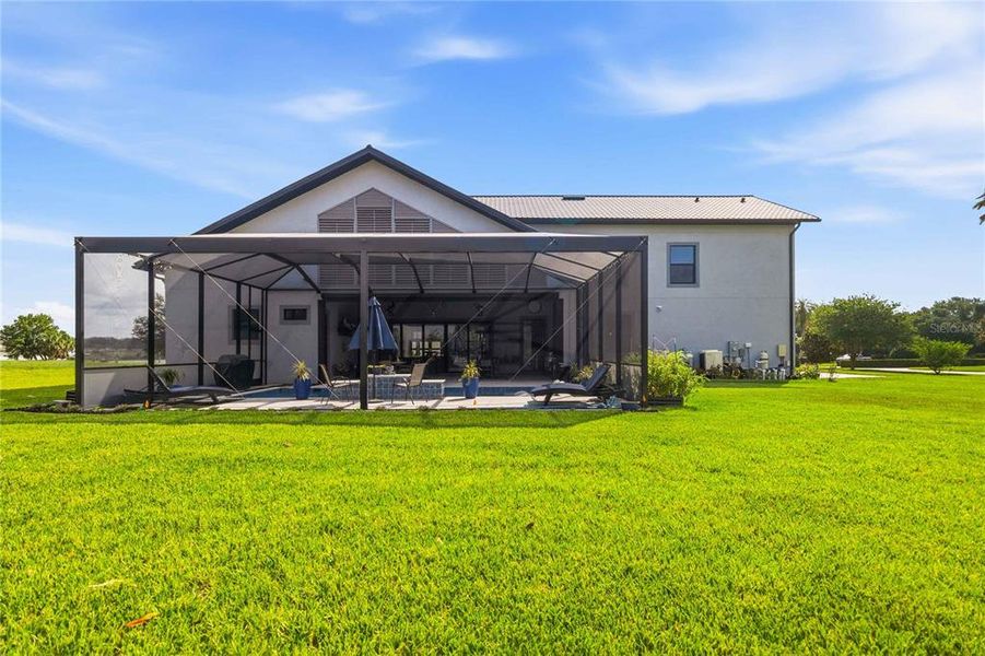 Exterior details and patio area of a home in , Groveland (Image 32).