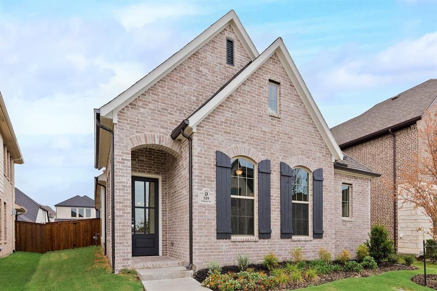 Exterior details and patio area of a home in Edgewater, Royse City (Image 3). Exterior details and patio area of a home in Edgewater, Royse City (Image 3).
