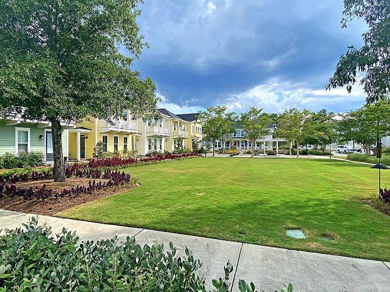 Image 67 of a home in Heron's Walk at Summers Corner.