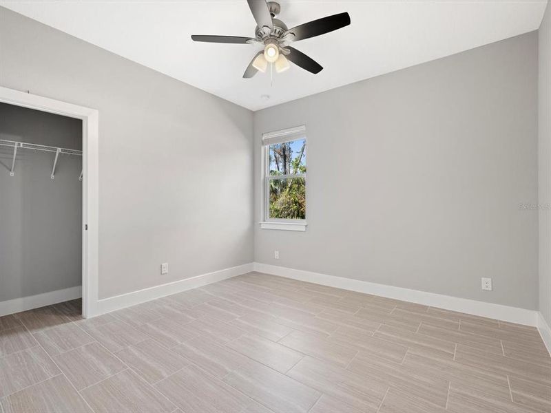 Spacious, unfurnished interior of a new home in , Punta Gorda (Image 26).