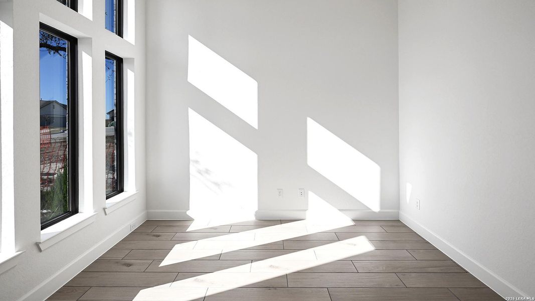 Spacious, unfurnished interior of a new home in Johnson Ranch, Bulverde (Image 21).