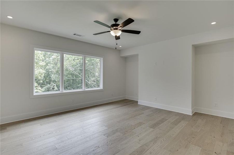 Spacious, unfurnished interior of a new home in , Buford (Image 58).