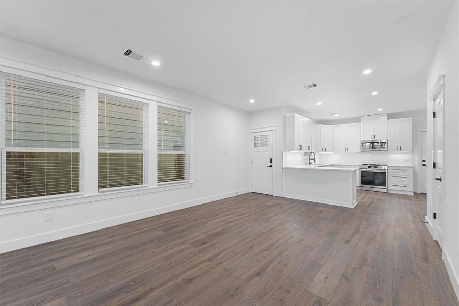 Spacious, unfurnished interior of a new home in , Houston (Image 21). Spacious, unfurnished interior of a new home in , Houston (Image 21).