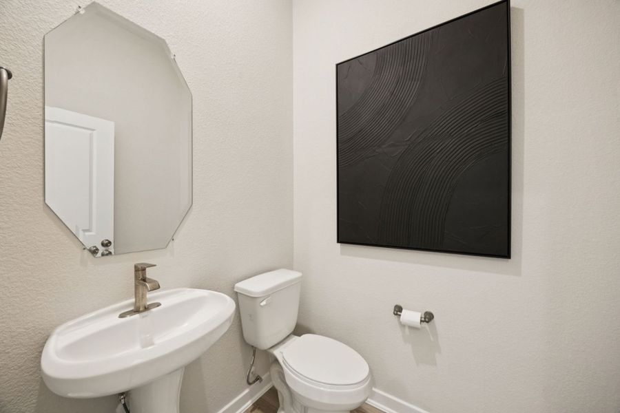 Representative furnished interior of a home built from the Jayton by Pulte Homes in Pulte Homes at Two Step Farm, Montgomery (Image 13).