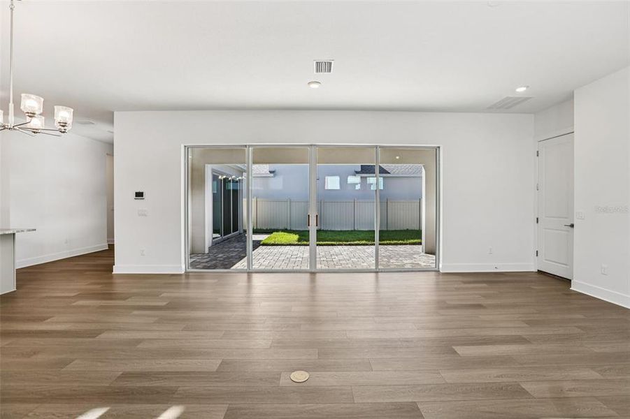 Spacious, unfurnished interior of a new home in Eagles Cove at Mirada, San Antonio (Image 31).