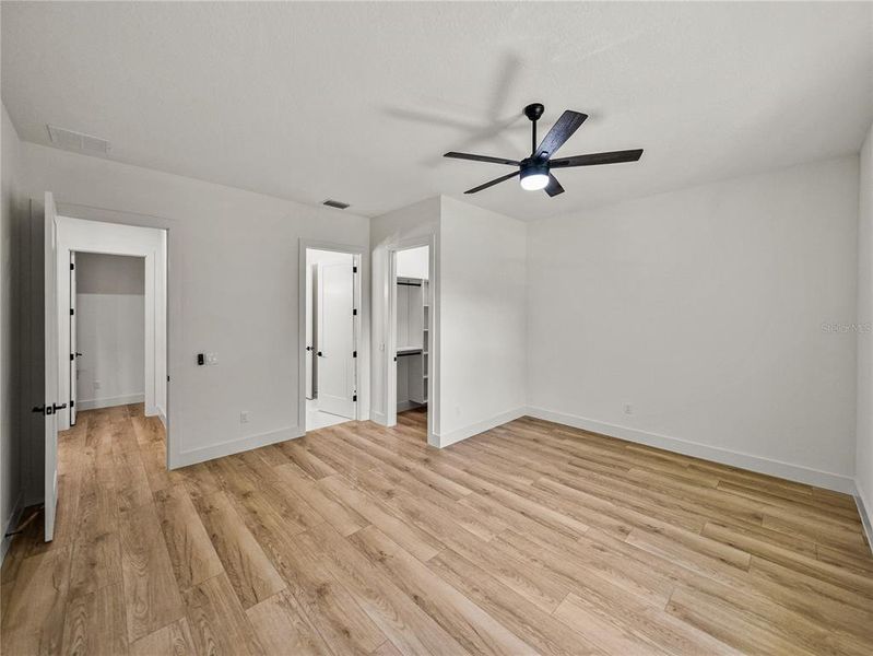 Spacious, unfurnished interior of a new home in , Dade City (Image 40). Spacious, unfurnished interior of a new home in , Dade City (Image 40).