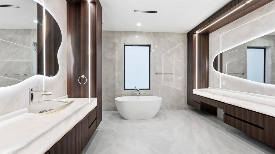MASTER BATHROOM MASTER BATHROOM