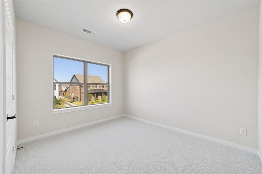 Spacious, unfurnished interior of a new home in Mantua Point Gardens, Van Alstyne (Image 17). Spacious, unfurnished interior of a new home in Mantua Point Gardens, Van Alstyne (Image 17).