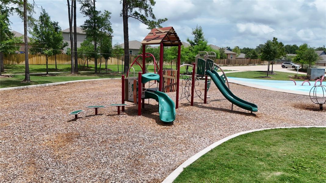 The kids will have tons of fun playing on the playground or splashing away on the splash pad. The kids will have tons of fun playing on the playground or splashing away on the splash pad.
