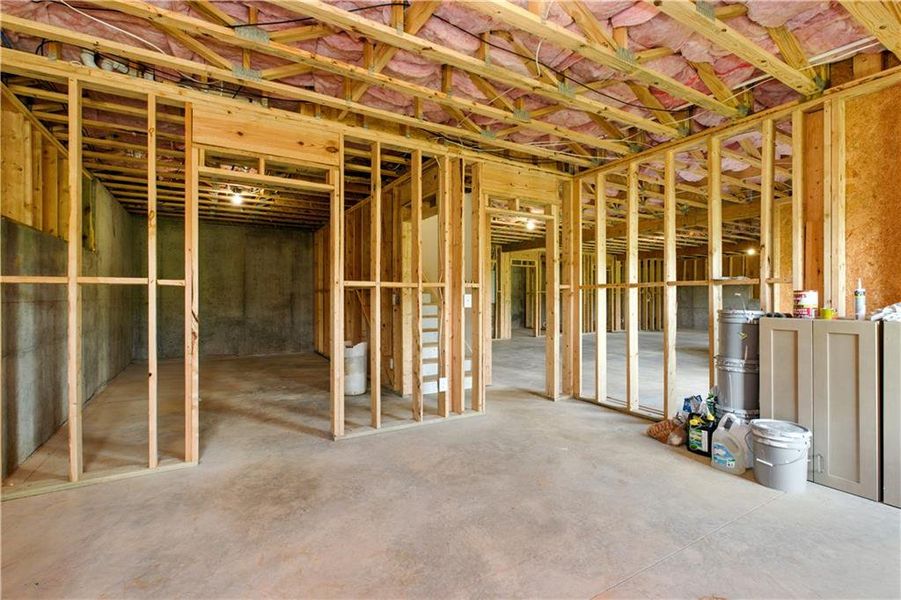 Spacious, unfurnished interior of a new home in , Demorest (Image 39).
