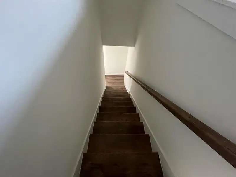 Image 11 of a home in .