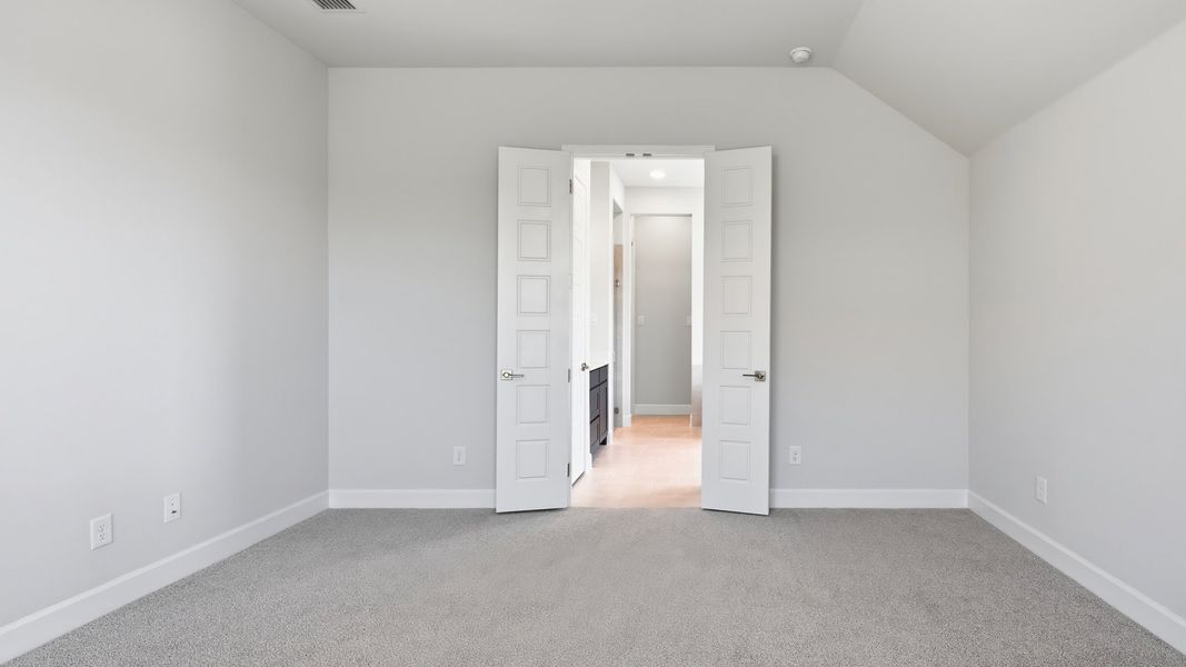 Spacious, unfurnished interior of a new home in Ventana, Fort Worth (Image 21).