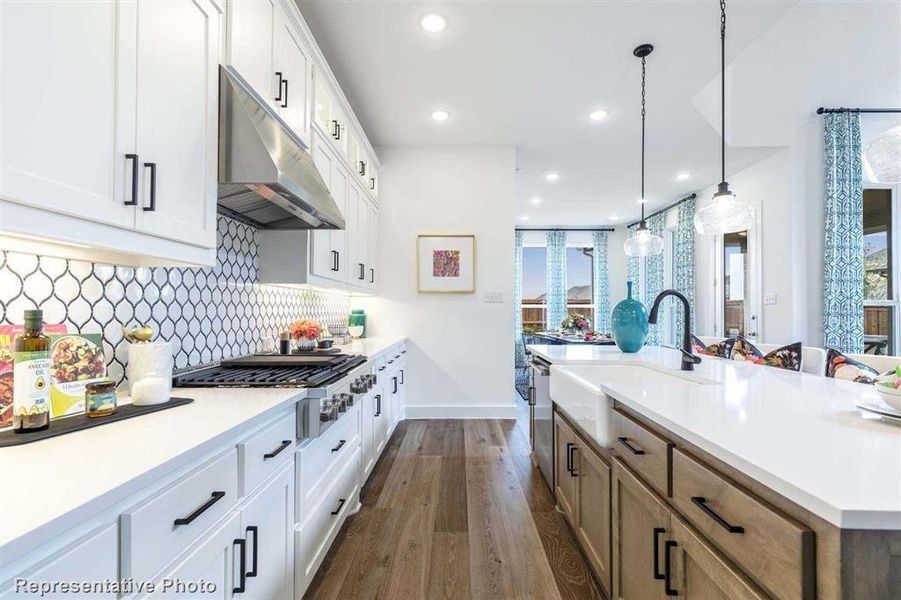 Image 8 of a home in Cane Island.