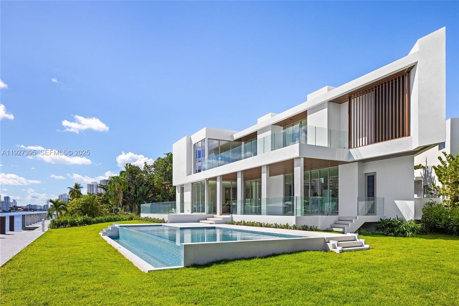 Exterior details and patio area of a home in , Hallandale Beach (Image 4).