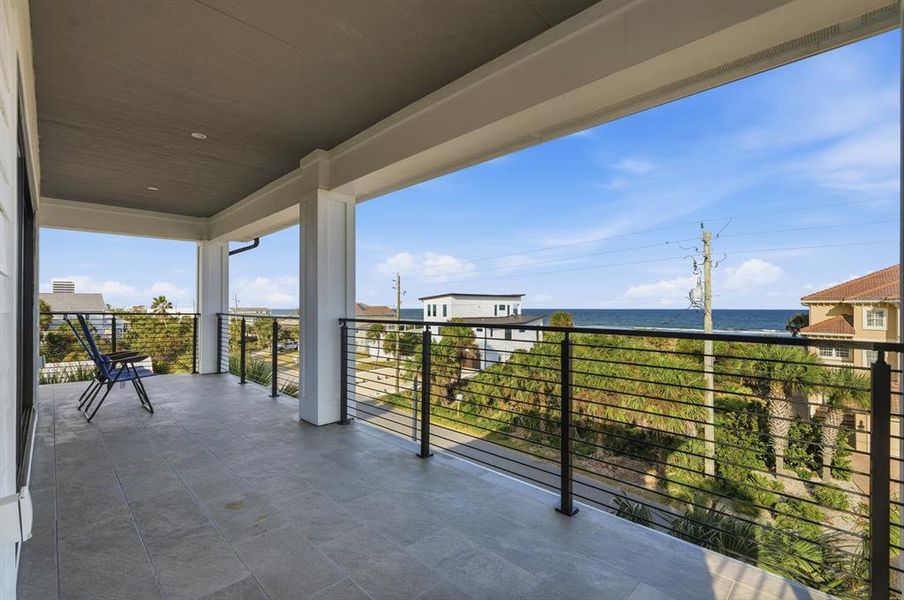 Exterior details and patio area of a home in , Flagler Beach (Image 37).