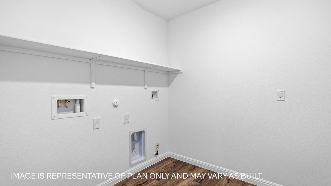 Representative unfurnished interior of a home built from the The Easton by D.R. Horton in Prairie Lakes, Buda (Image 21).