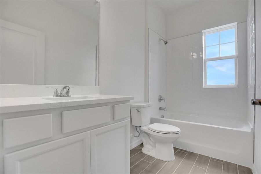 Furnished interior view inside a new home in Turnleaf, Punta Gorda (Image 8).