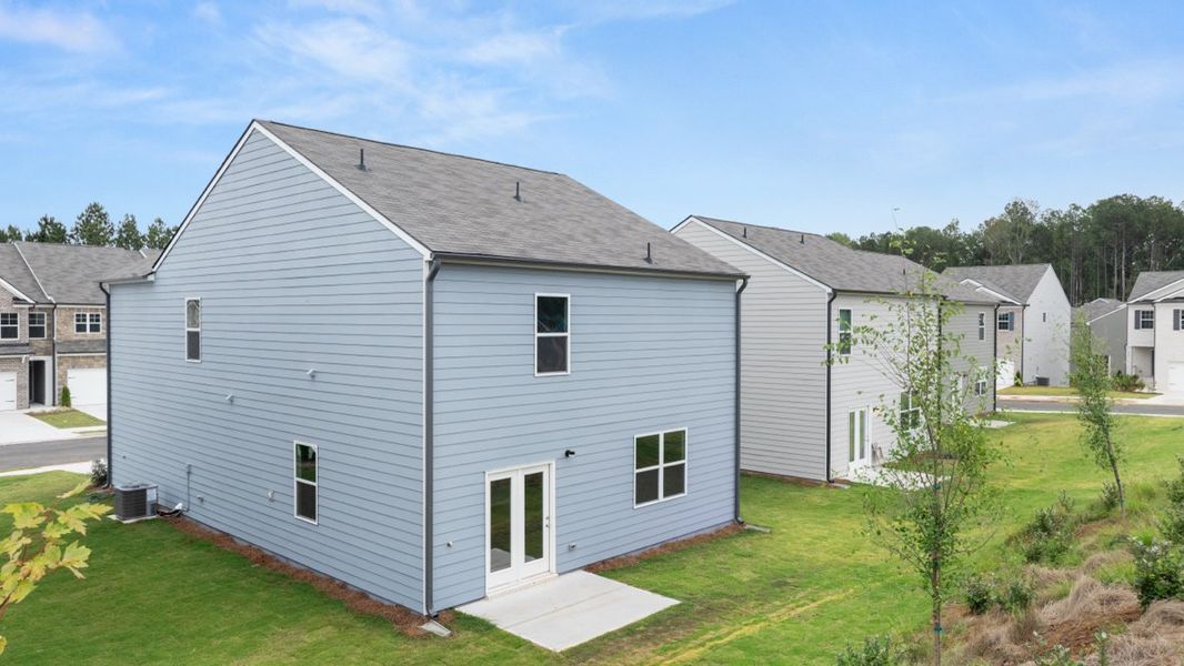 Representative exterior details of a home built from the ELSTON by D.R. Horton in Pointe Park, Union City (Image 20).
