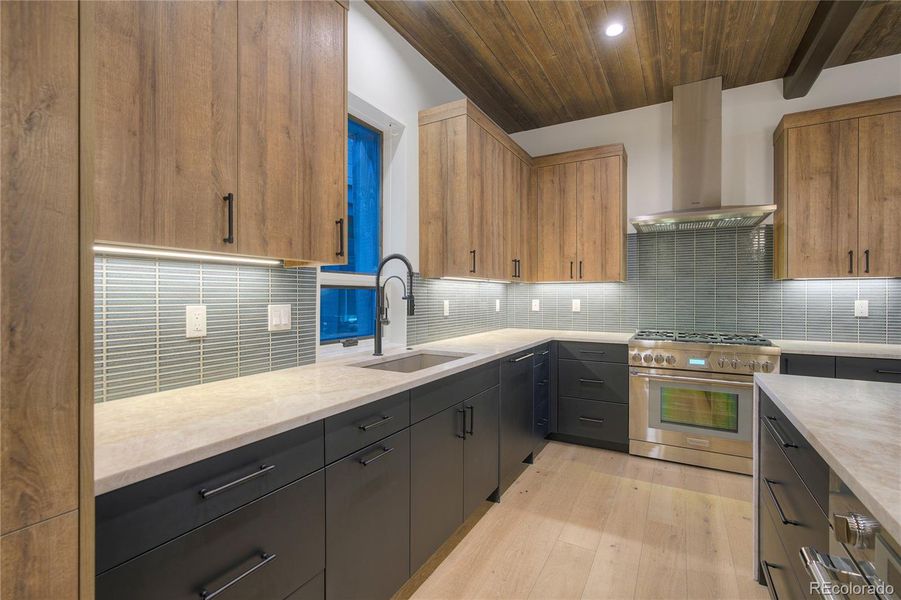 Furnished interior view inside a new home in , Frisco (Image 12).