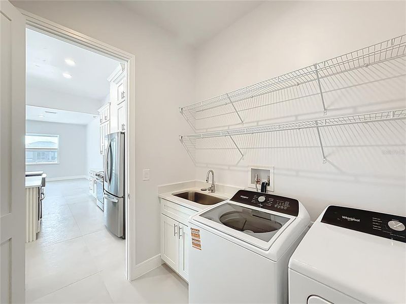 Close-up of interior finishes inside a home in , Port Charlotte (Image 15).