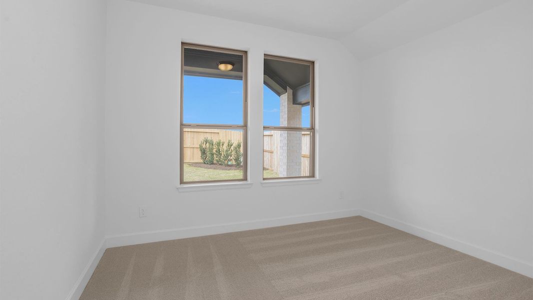 Spacious, unfurnished interior of a new home in Jordan Ranch, Fulshear (Image 5).