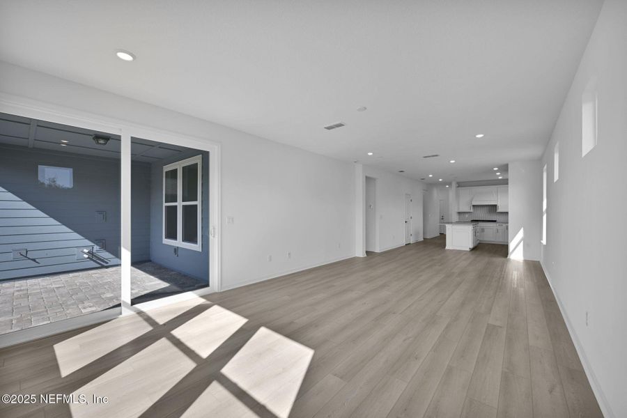 Spacious, unfurnished interior of a new home in Del Webb Wildlight, Wildlight (Image 15). Spacious, unfurnished interior of a new home in Del Webb Wildlight, Wildlight (Image 15).