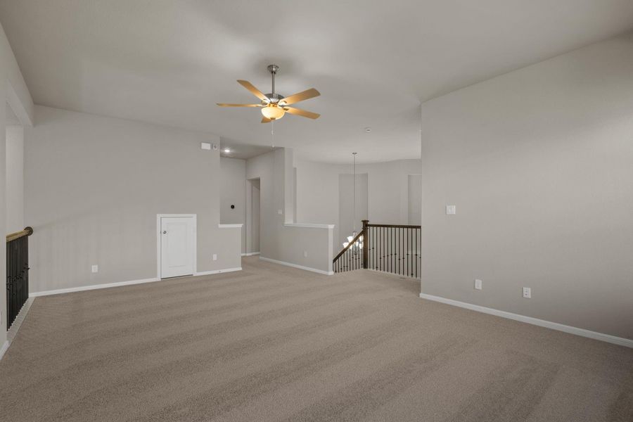 Spacious, unfurnished interior of a new home in The Meadows at Imperial Oaks 60', Conroe (Image 31).