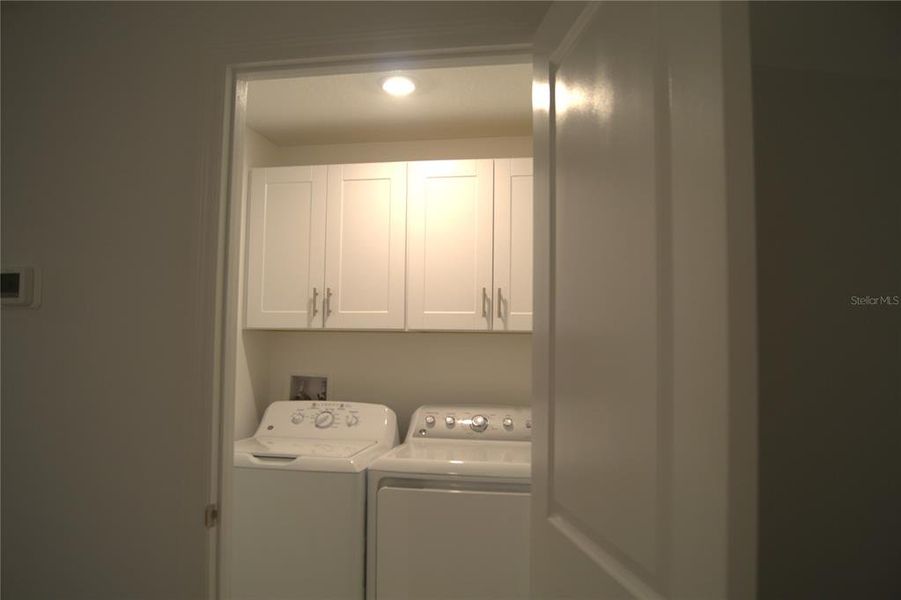 Close-up of interior finishes inside a home in , Zephyrhills (Image 10).