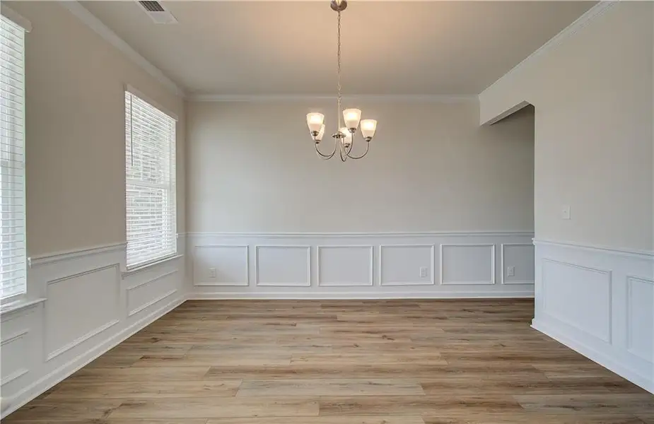 Spacious, unfurnished interior of a new home in Alcovy Village, Lawrenceville (Image 20).