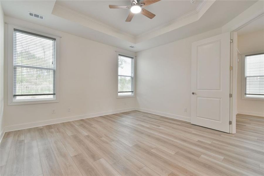 Spacious, unfurnished interior of a new home in , Hoschton (Image 26).