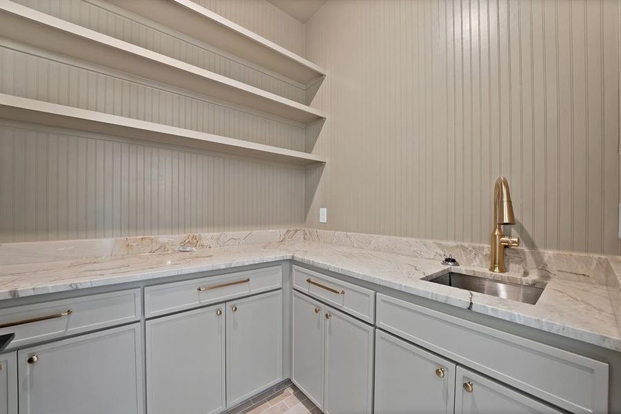 Close-up of interior finishes inside a home in , Weatherford (Image 16). Close-up of interior finishes inside a home in , Weatherford (Image 16).