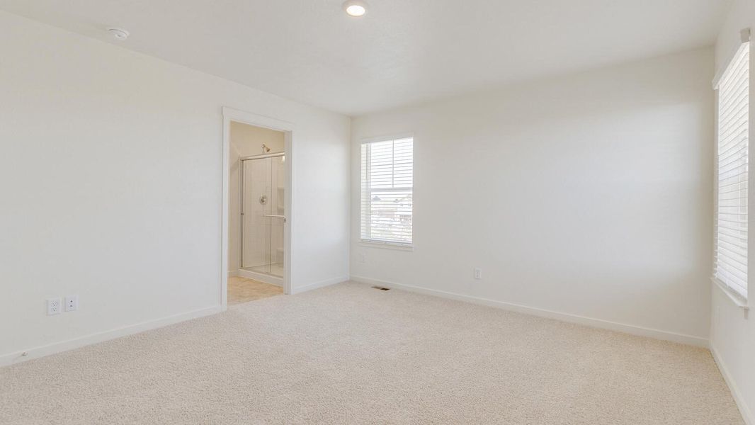 Spacious, unfurnished interior of a new home in Ridge at Johnstown, Johnstown (Image 16). Spacious, unfurnished interior of a new home in Ridge at Johnstown, Johnstown (Image 16).