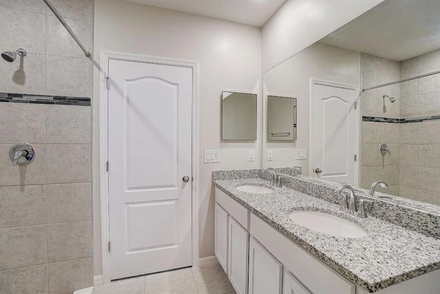 Furnished interior view inside a new home in Royal Highlands, Weeki Wachee (Image 11).