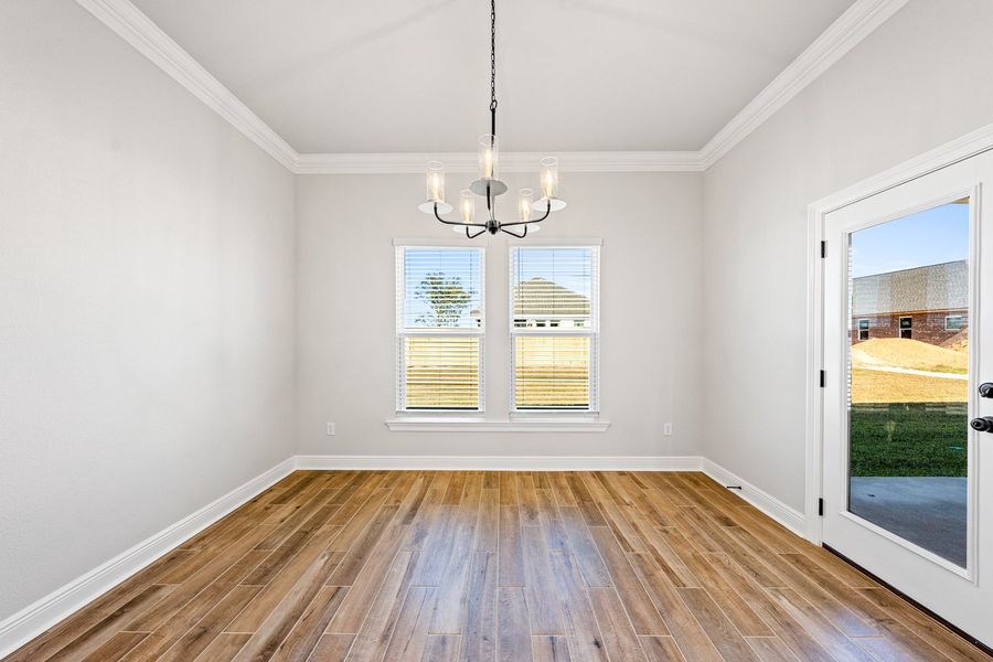 Spacious, unfurnished interior of a new home in Natureview, Freeport (Image 10).