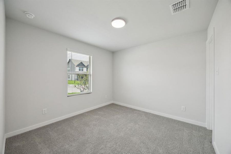 Spacious, unfurnished interior of a new home in Stonehaven, Seagoville (Image 20). Spacious, unfurnished interior of a new home in Stonehaven, Seagoville (Image 20).
