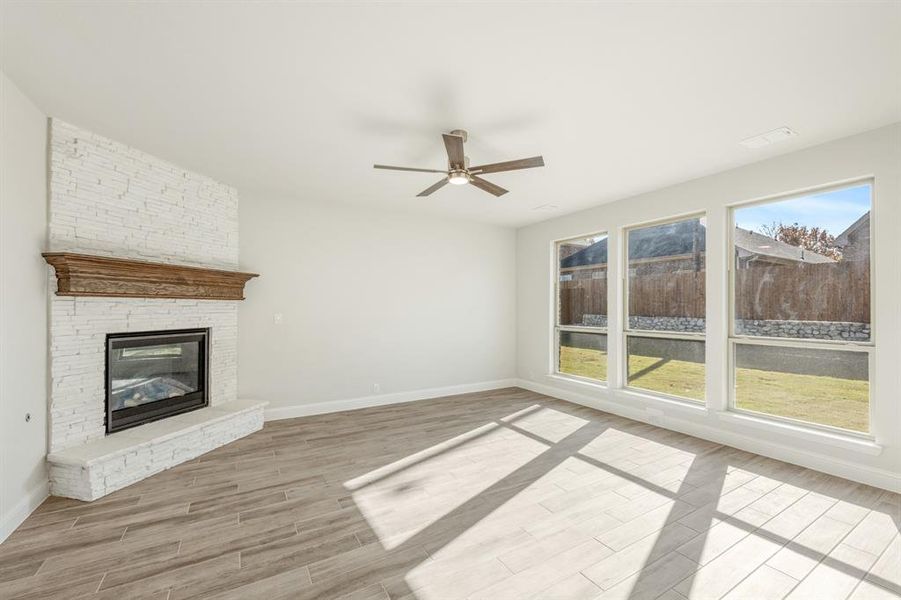 Spacious, unfurnished interior of a new home in Homestead at Daniel Farms, DeSoto (Image 32).