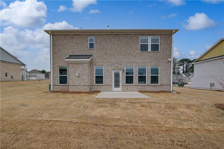 Exterior details and patio area of a home in Burchwood, Stockbridge (Image 3).