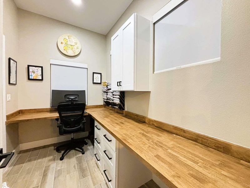 Furnished interior view inside a new home in , New Braunfels (Image 18). Furnished interior view inside a new home in , New Braunfels (Image 18).