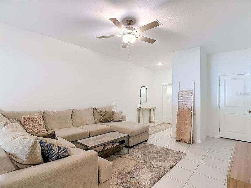 Furnished interior view inside a new home in , Land O' Lakes (Image 9).